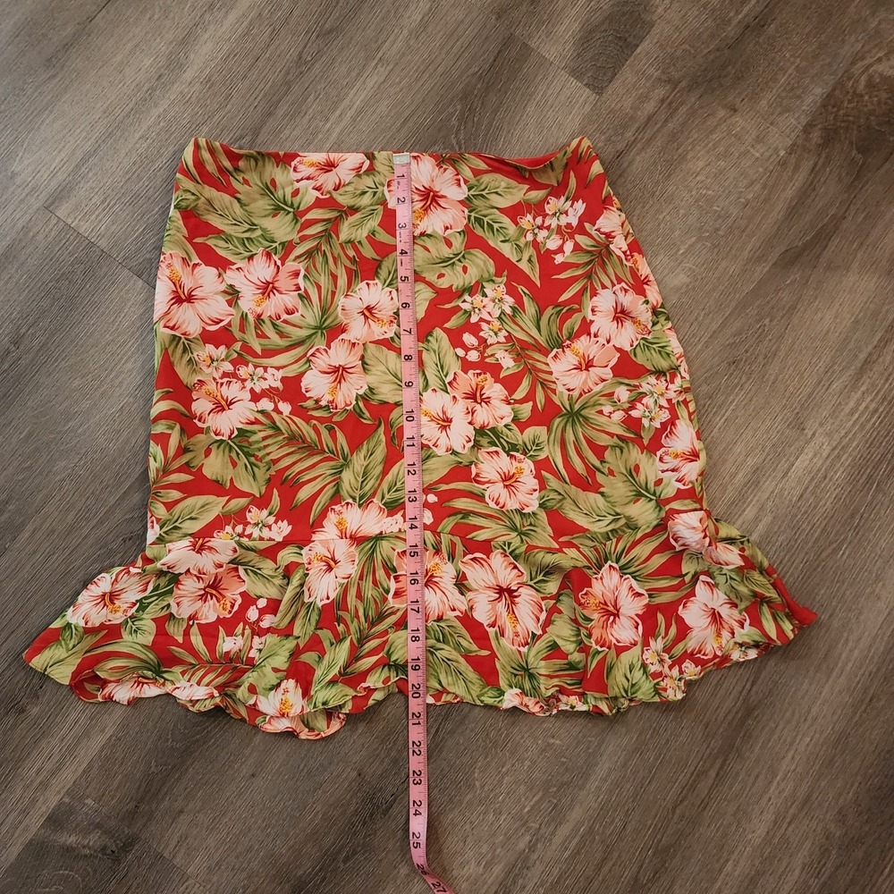 Jones NY Silk Mini Skirt 8 Red Floral Hibiscus Y2K Tropical Cruise Beachy Resort - Picture 9 of 12